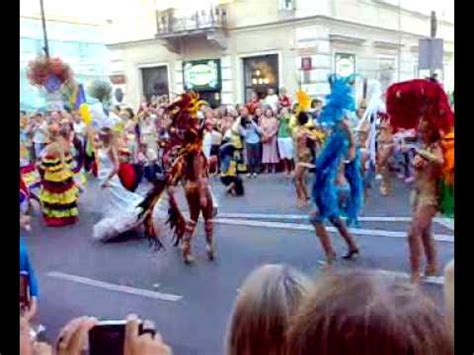  Melodia Brazylii! Występ Wilsona Simsy w Warszawie - niepowtarzalna okazja do poznania brzmień sambaolowych!