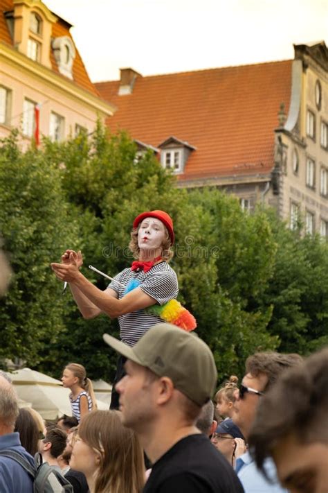 Samir Guesh: Piękna Kontrowersja na Festiwalu w Gdańsku!